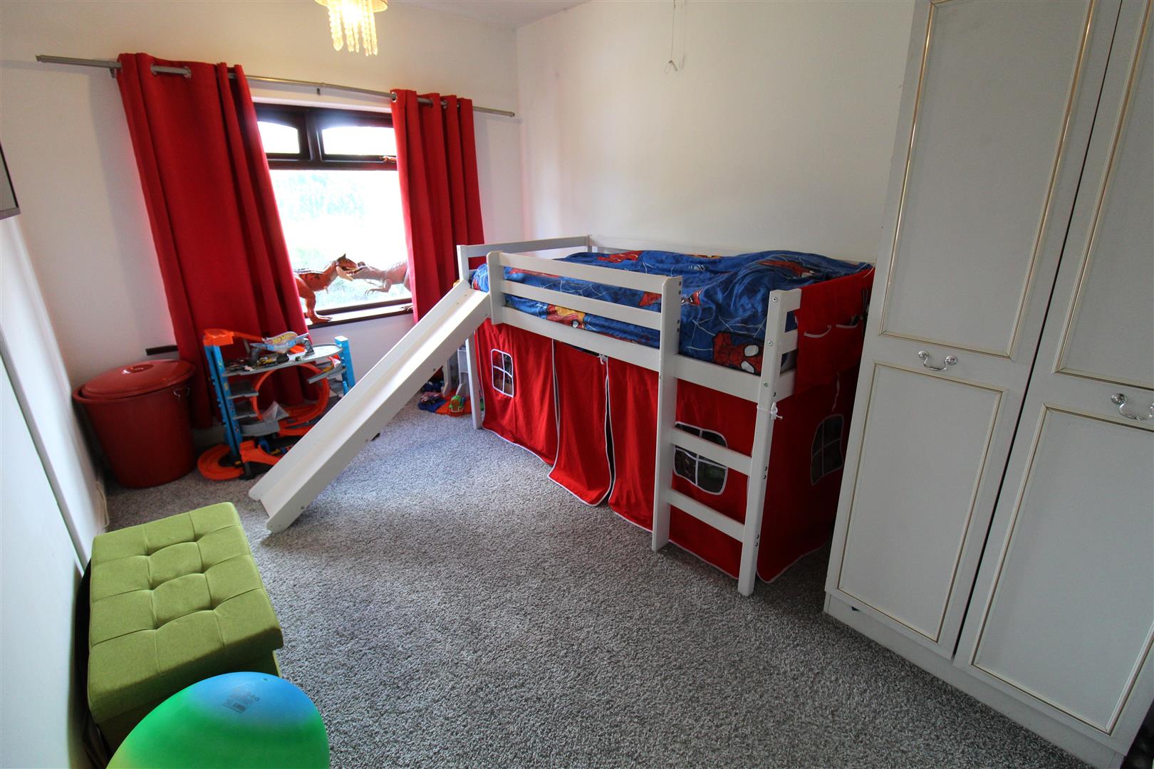 Hesketh Avenue, Ball Green, Stoke-On-Trent